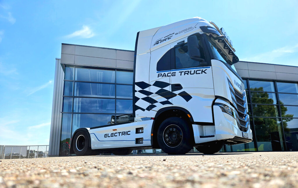 Az IVECO új fejezetet nyit a fenntartható versenyzésben