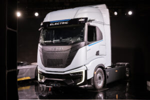 Az Iveco bemutatta az új S-eWay Artic modellt