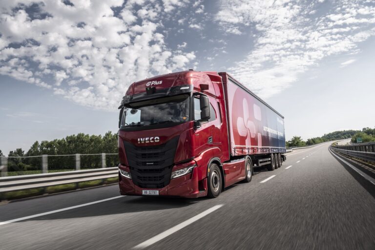Eurotrade | Az IVECO és a Plus Now automatizált teherautója közutakon Németországban